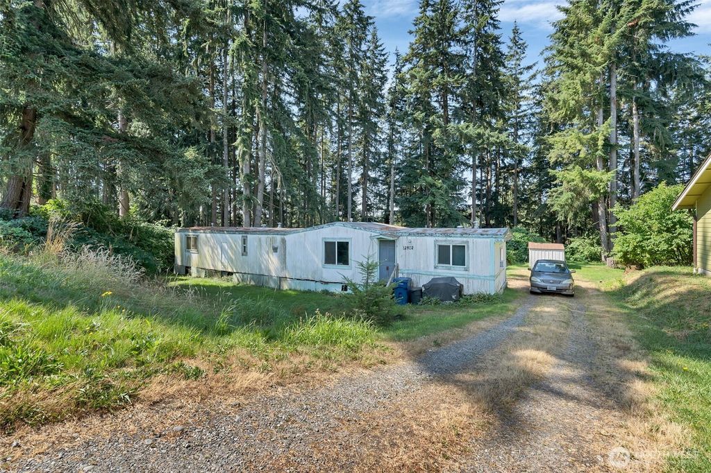 Photo of 12802 Waltham Drive, Everett, WA 98208 (MLS # 2356138)