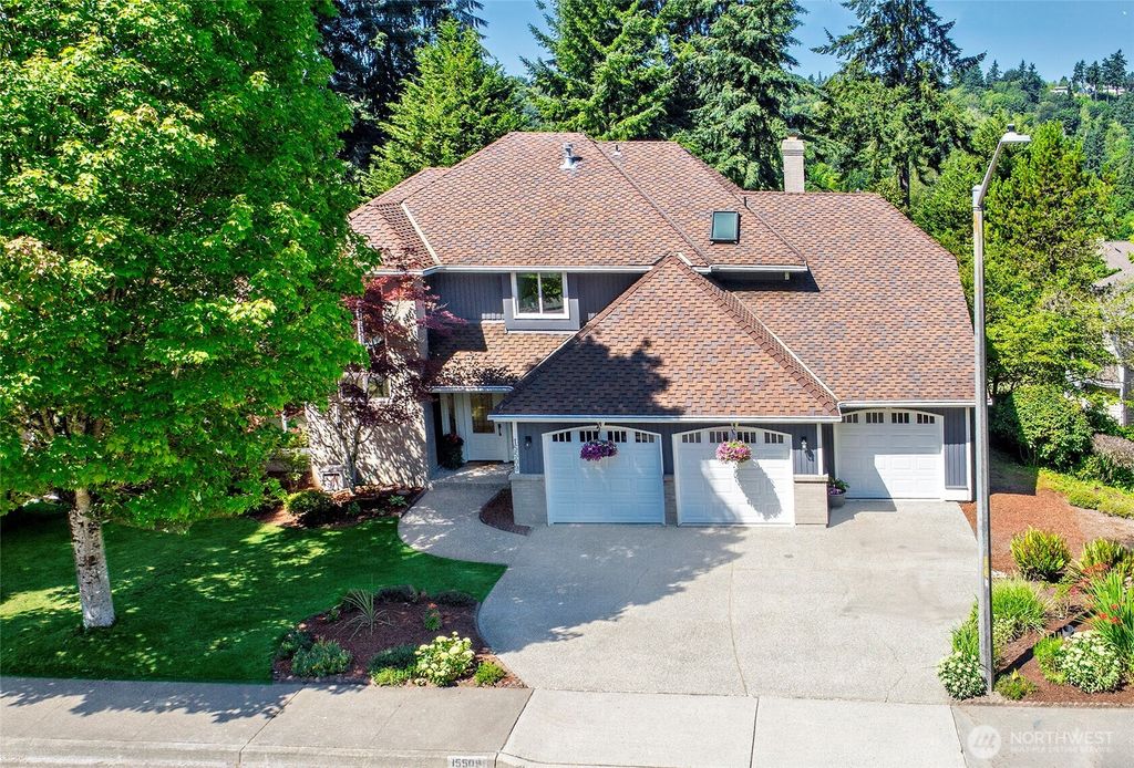 Photo of 15509 102nd Avenue NE, Bothell, WA 98011 (MLS # 2400939)