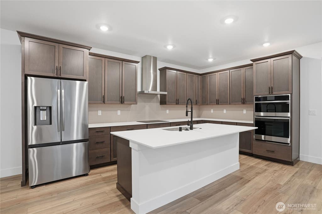Photo of 22872 SE Yew Street, Black Diamond, WA 98010 (MLS # 2570872)