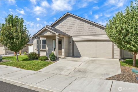Photo of 1172 SW Julia Street, College Place, WA 99324 (MLS # 2581996)