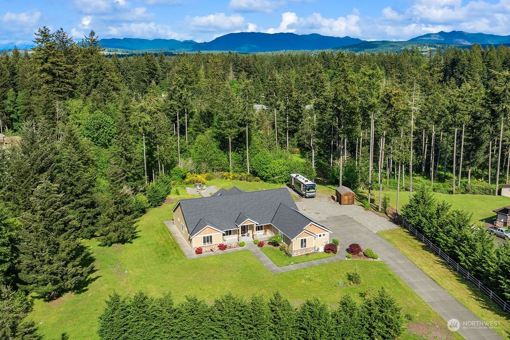 Photo of 31040 222nd Way SE, Black Diamond, WA 98010 (MLS # 2241792)
