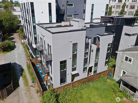 109 22nd Avenue E C Seattle WA 98112