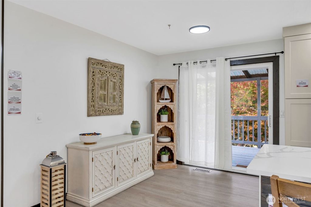 Photo of 1826 S 263rd Place, Des Moines, WA 98198 (MLS # 2444576)