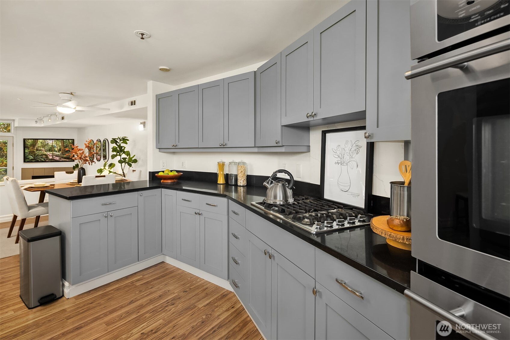 9039 NE Juanita Drive 305