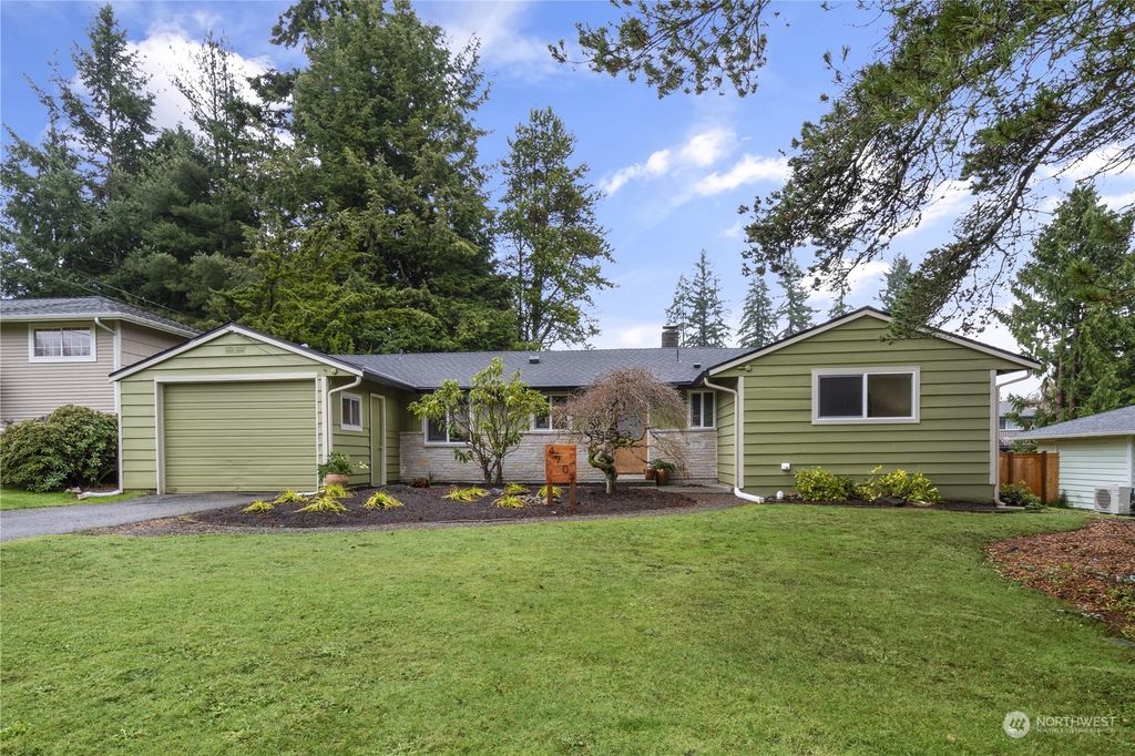Photo of 4707 226th Street SW, Mountlake Terrace, WA 98043 (MLS # 2184296)