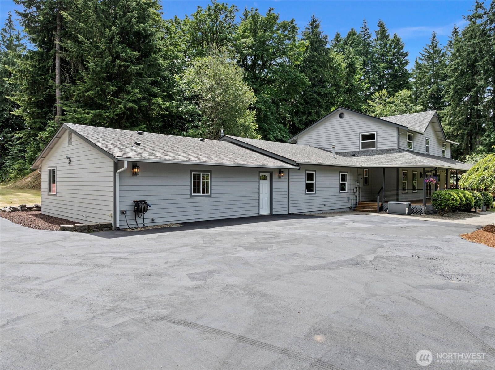 4826 SE Sleepy Hollow Court