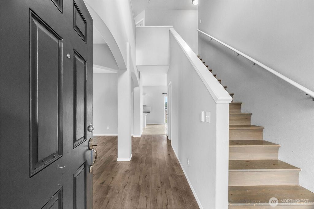 Photo of 15708 104th Avenue SE, Yelm, WA 98597 (MLS # 2472810)