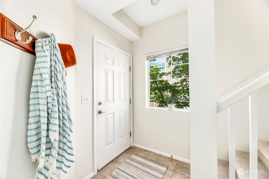 Photo of 6510 29th Avenue SW, Seattle, WA 98126 (MLS # 2227288)