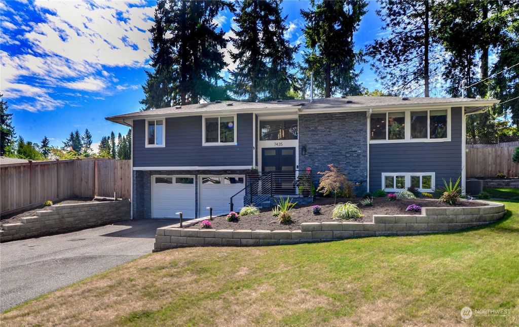 Photo of 7435 NE 144th Place, Kirkland, WA 98034 (MLS # 2155872)