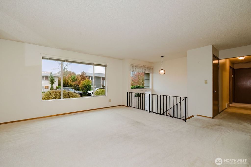 Photo of 11610 19th Avenue SW, Burien, WA 98146 (MLS # 2479610)