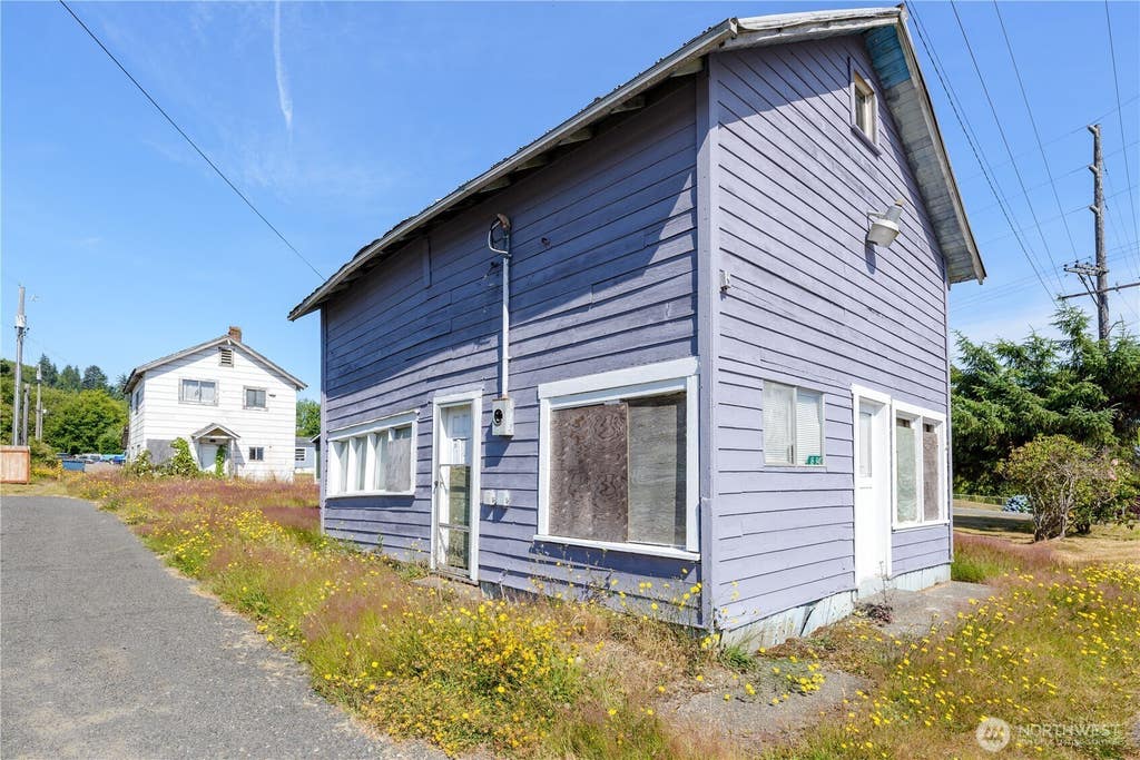 Photo of 16940 112 Highway, Clallam Bay, WA 98326 (MLS # 2557095)