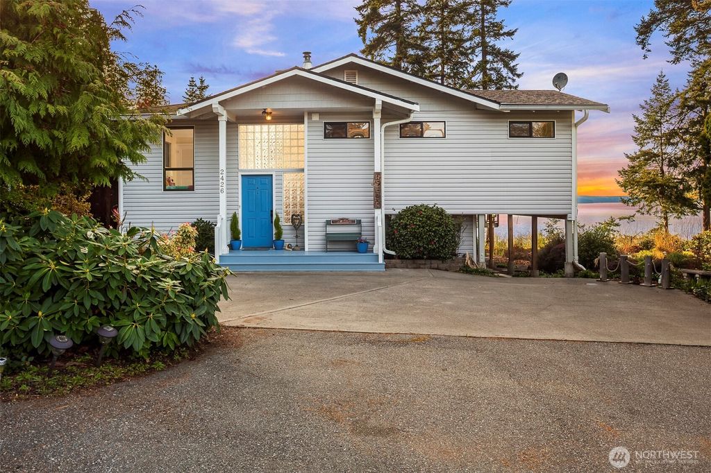 Photo of 2426 Eastpoint Drive, Langley, WA 98260 (MLS # 2503807)