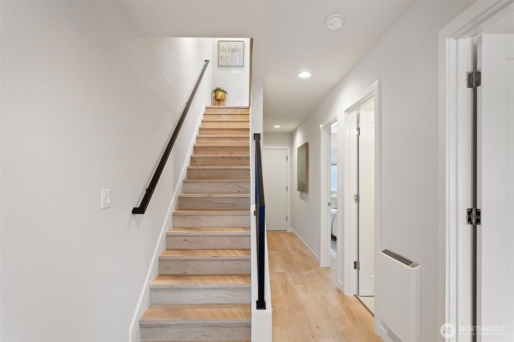 Photo of 1127 NW 58th Street #B, Seattle, WA 98107 (MLS # 2507274)