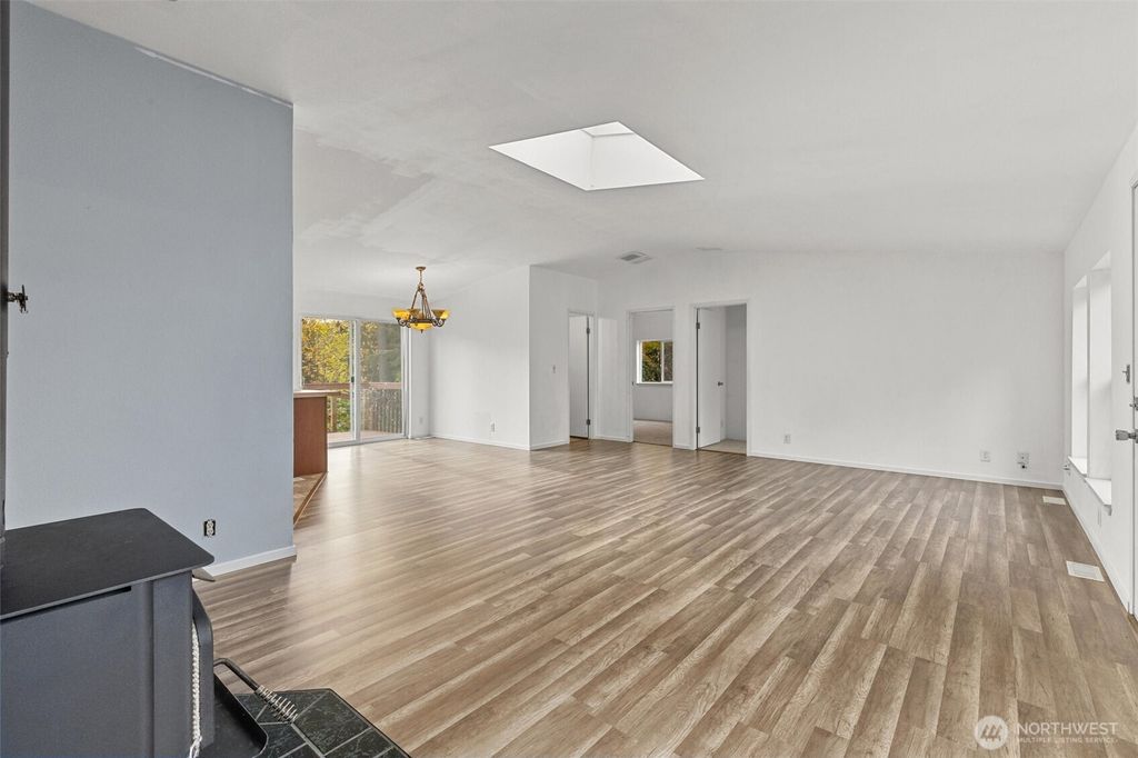 Photo of 18325 40th Place NE, Snohomish, WA 98290 (MLS # 2452436)