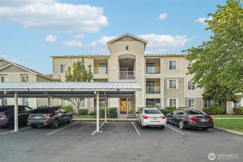 Photo of 10113 186th Street E #154, Puyallup, WA 98375 (MLS # 2426228)