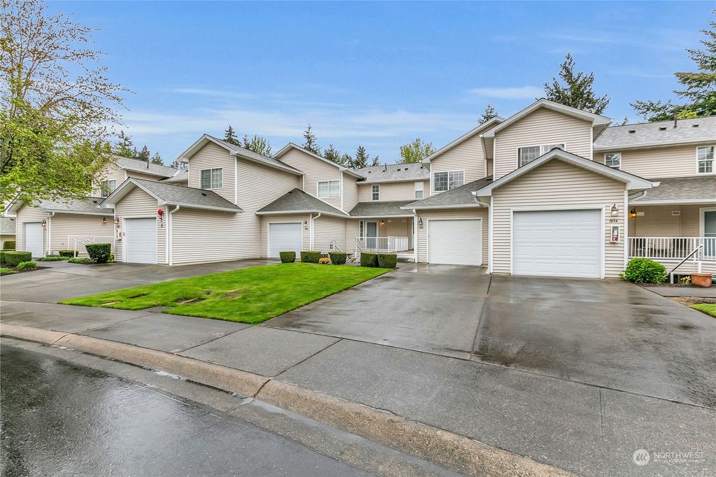 Photo of 1920 S 368th Place #205, Federal Way, WA 98003 (MLS # 2229572)
