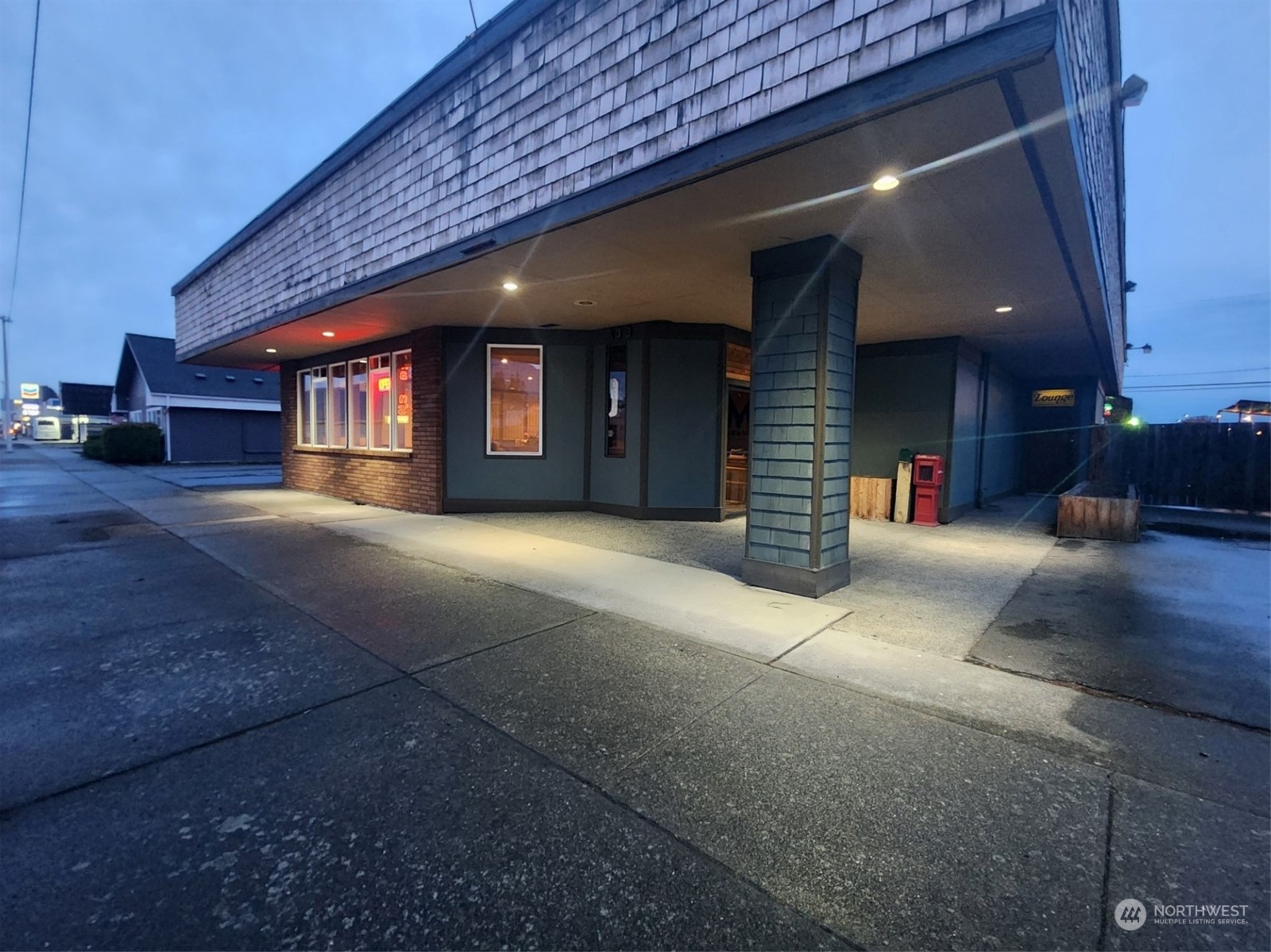 633 E First Street