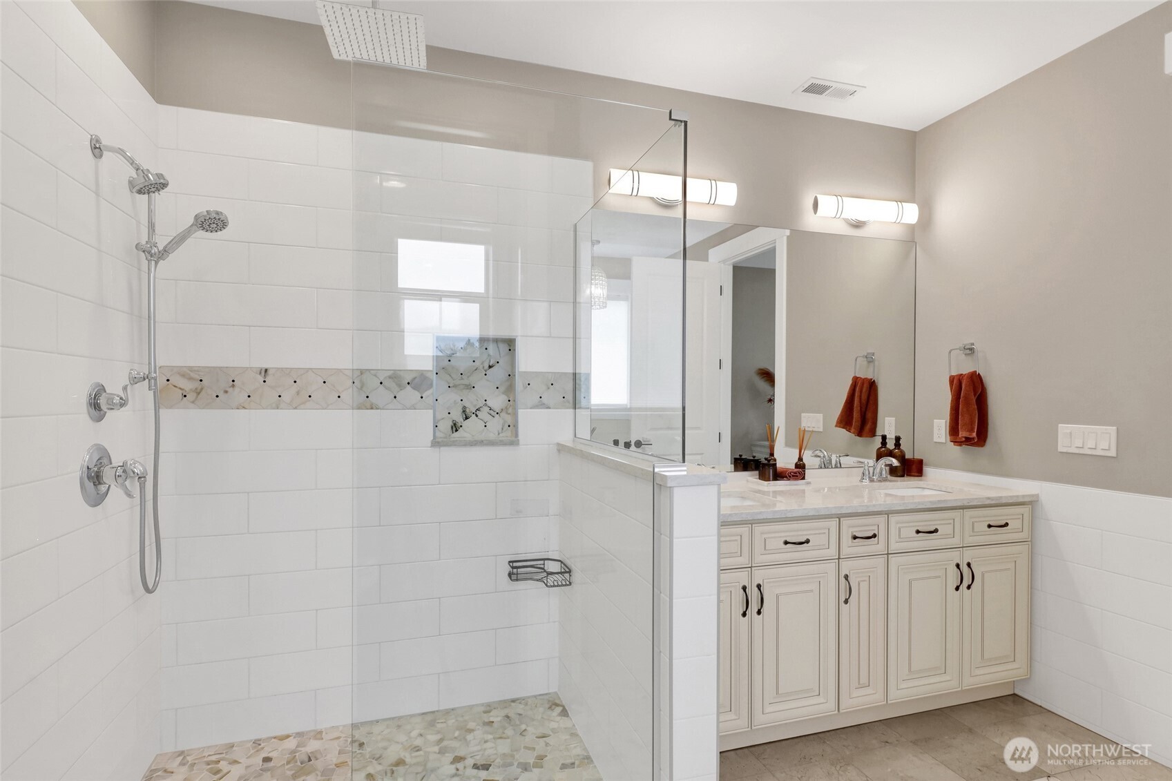 Mount Vernon, Washington, 98274, United States, 4 Bedrooms Bedrooms, ,3 BathroomsBathrooms,Residential,Active,2037096