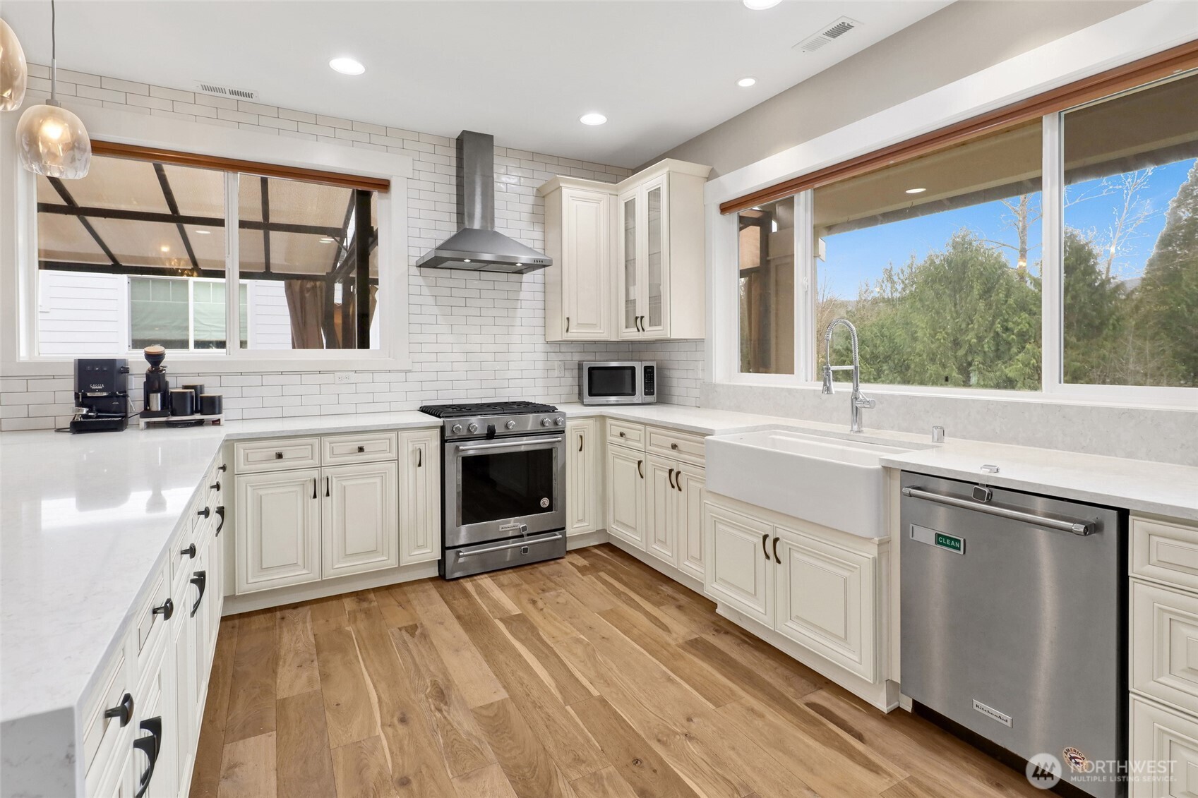 Mount Vernon, Washington, 98274, United States, 4 Bedrooms Bedrooms, ,3 BathroomsBathrooms,Residential,Active,2037096
