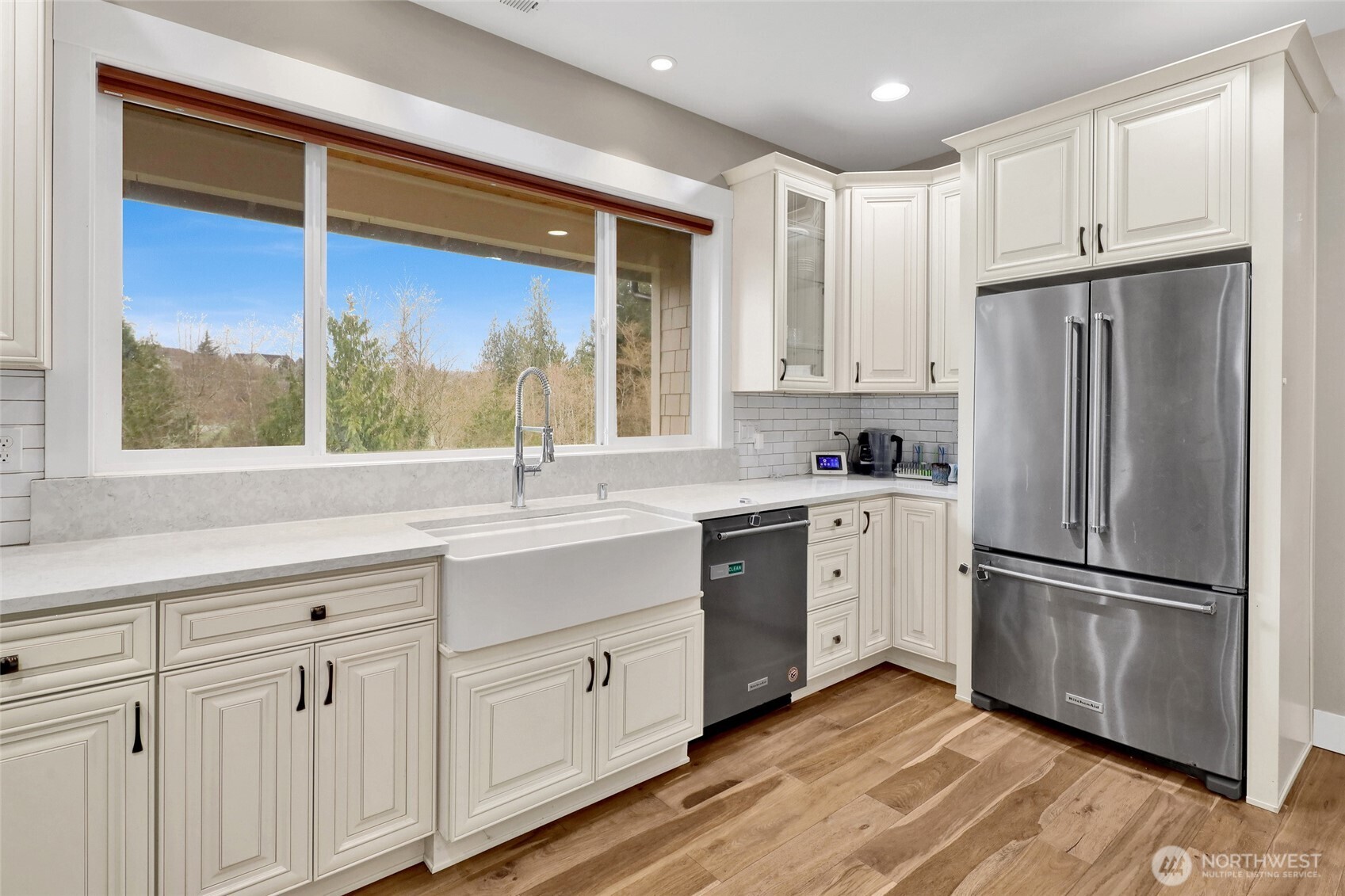 Mount Vernon, Washington, 98274, United States, 4 Bedrooms Bedrooms, ,3 BathroomsBathrooms,Residential,Active,2037096
