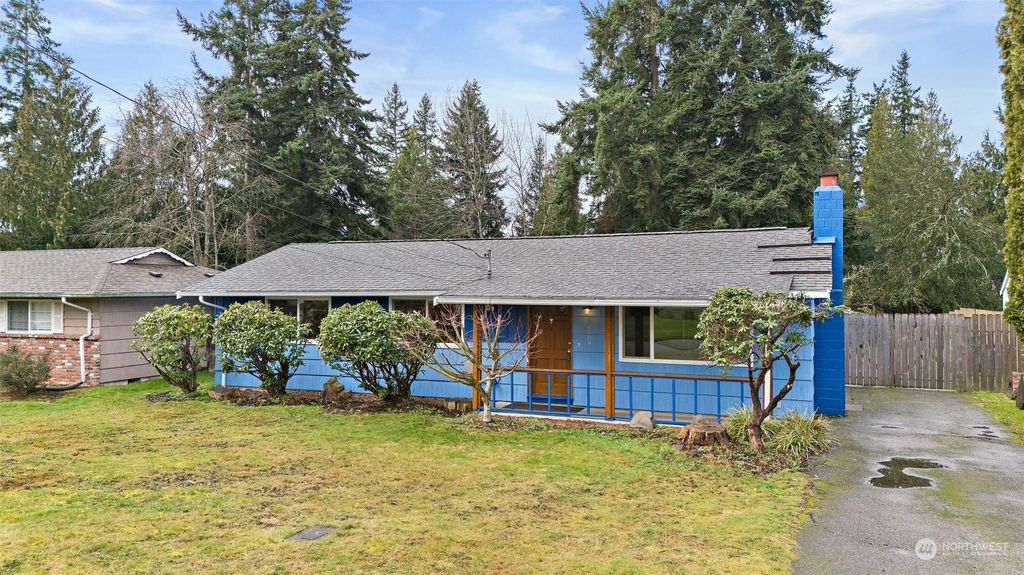 Photo of 22204 38th AVE W Ave, Mountlake Terrace, WA 98043 (MLS # 2202096)
