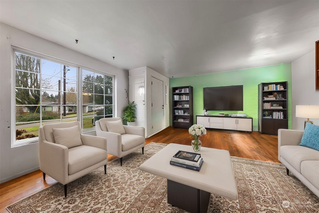 Photo of 6026 41st Avenue NE, Seattle, WA 98115 (MLS # 2321324)