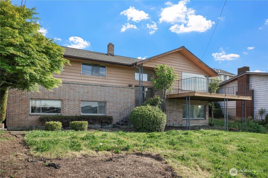 Photo of 8626 S 134th Street, Seattle, WA 98178 (MLS # 2547428)