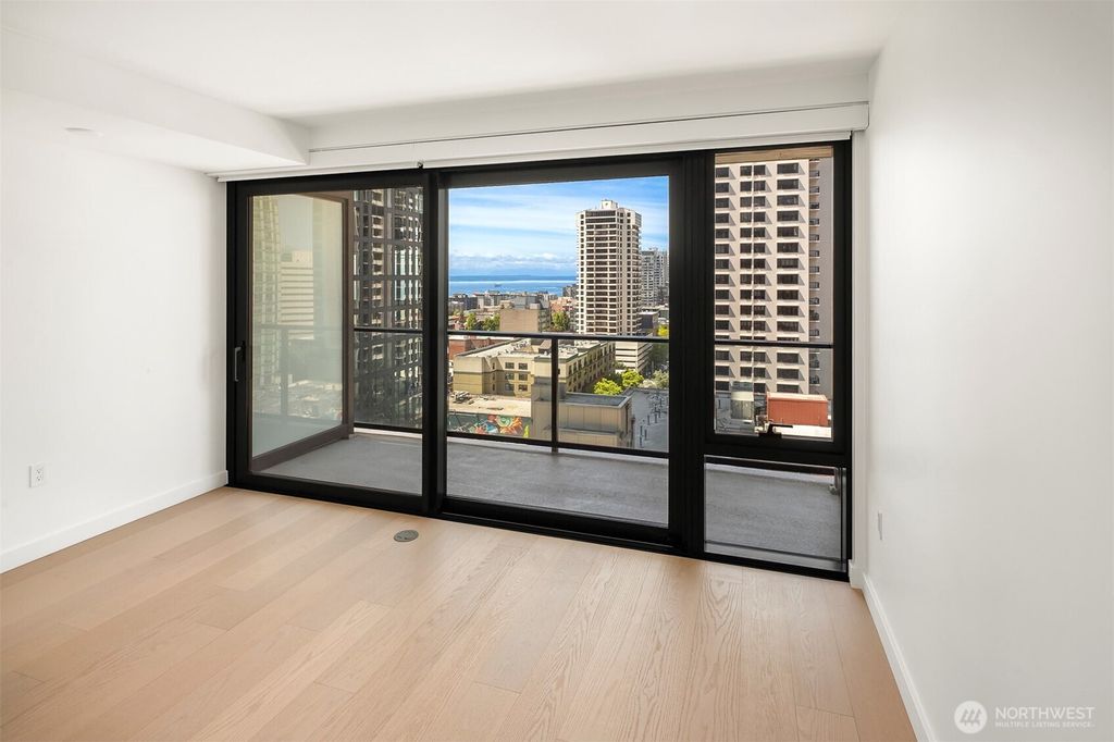Photo of 300 Virginia Street #1113, Seattle, WA 98121 (MLS # 2528234)
