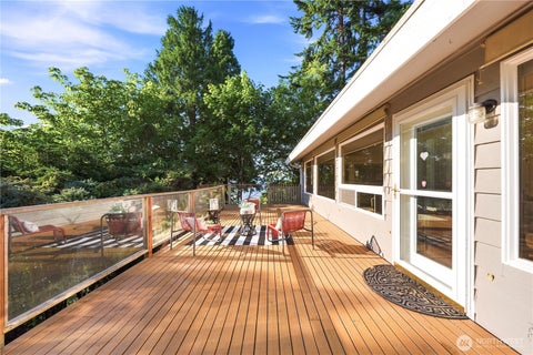 Photo of 6031 88th Street SW, Mukilteo, WA 98275 (MLS # 2516274)