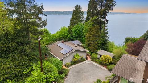 Photo of 6031 88th Street SW, Mukilteo, WA 98275 (MLS # 2516274)