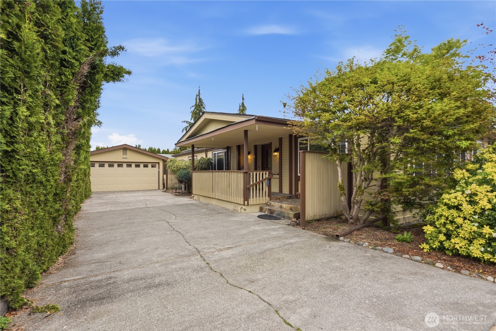 1402 22nd Street NE 501