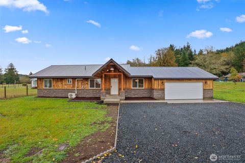 Photo of 1155 Willapa First Street, Raymond, WA 98577 (MLS # 2338747) Photo of 1155 Willapa First Street, Raymond, WA 98577 (MLS # 2338747)