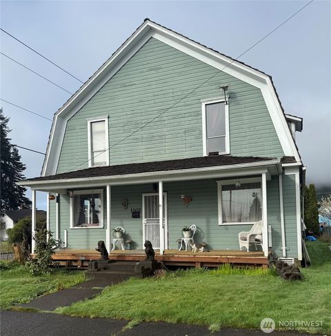 1102 Water Street Raymond WA 98577