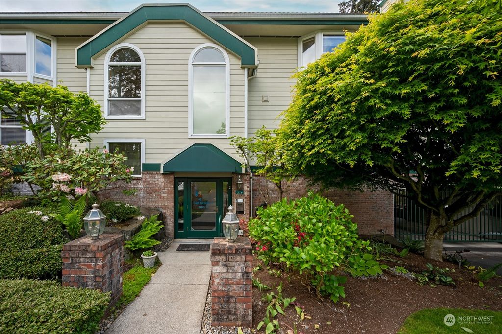 Photo of 609 7th Avenue N #B304, Edmonds, WA 98020 (MLS # 2235451)