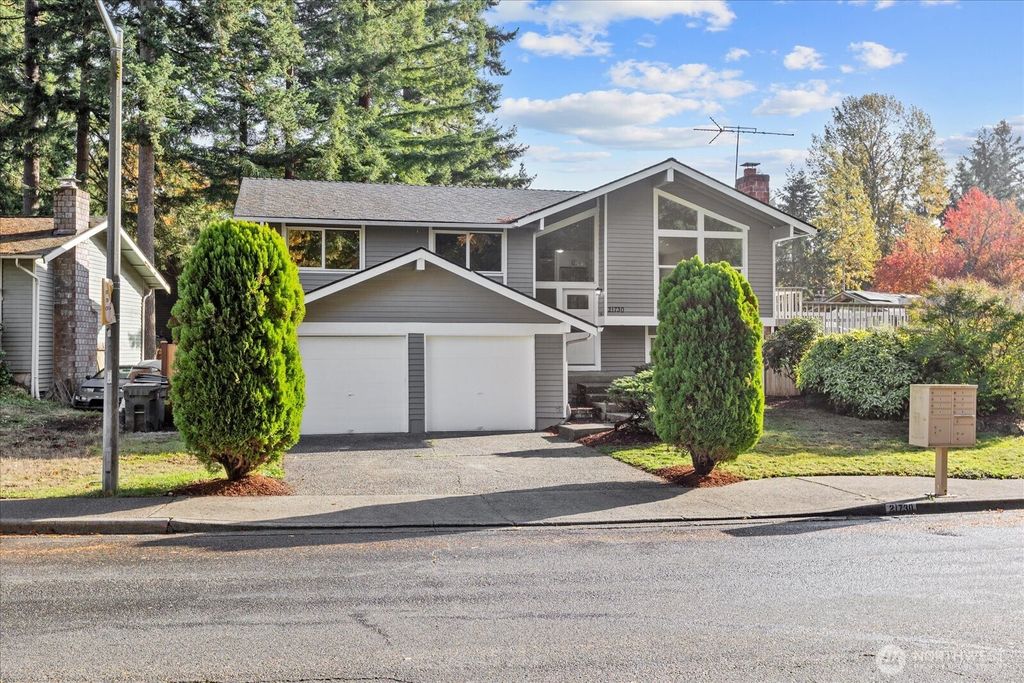 Photo of 21730 124th Avenue SE, Kent, WA 98031 (MLS # 2458626)