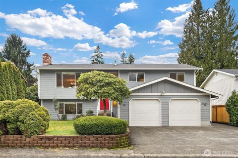 Photo of 14302 57th Drive SE, Everett, WA 98208 (MLS # 2475606)