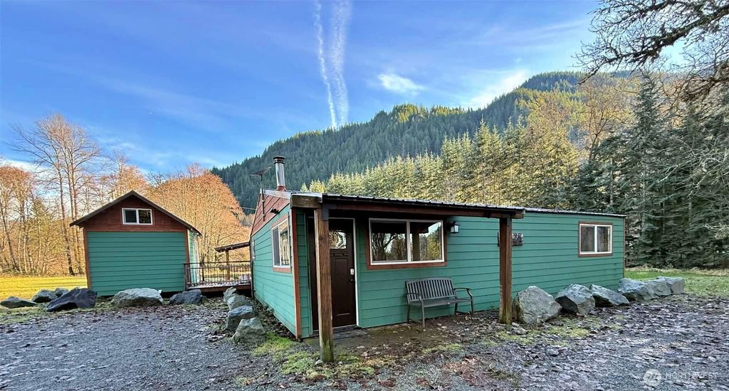 Photo of 128 Kauer Road, Randle, WA 98377 (MLS # 2468069)