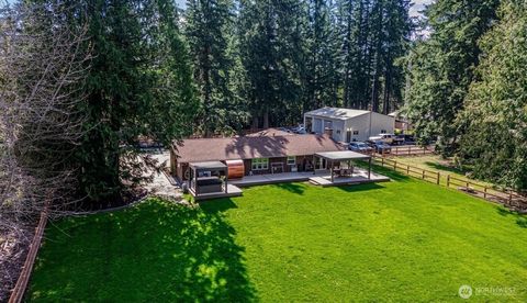 Photo of 23326 SE 199th Street, Maple Valley, WA 98038 (MLS # 2499087)