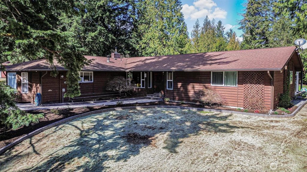 Photo of 23326 SE 199th Street, Maple Valley, WA 98038 (MLS # 2499087)