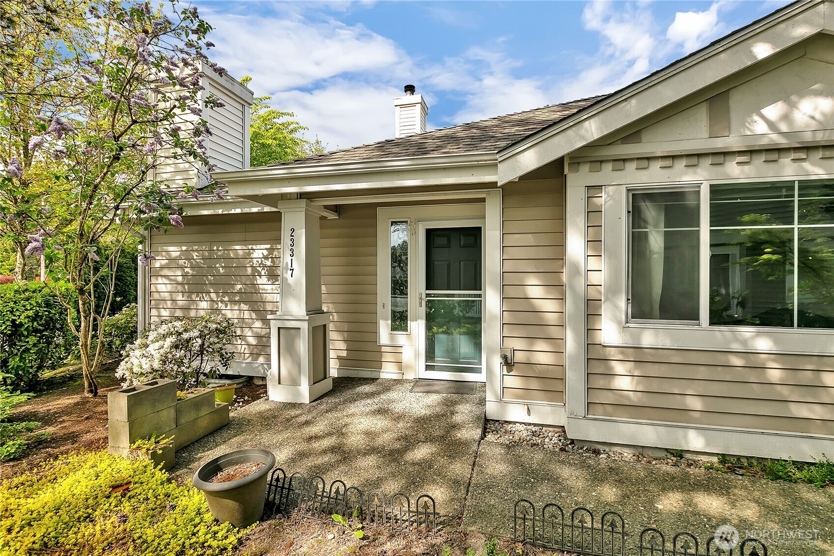 23317 54th Avenue S 3-1