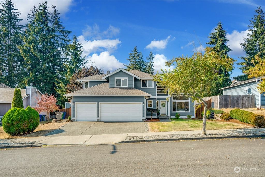 Photo of 2019 Camas Avenue NE, Renton, WA 98056 (MLS # 2009141)