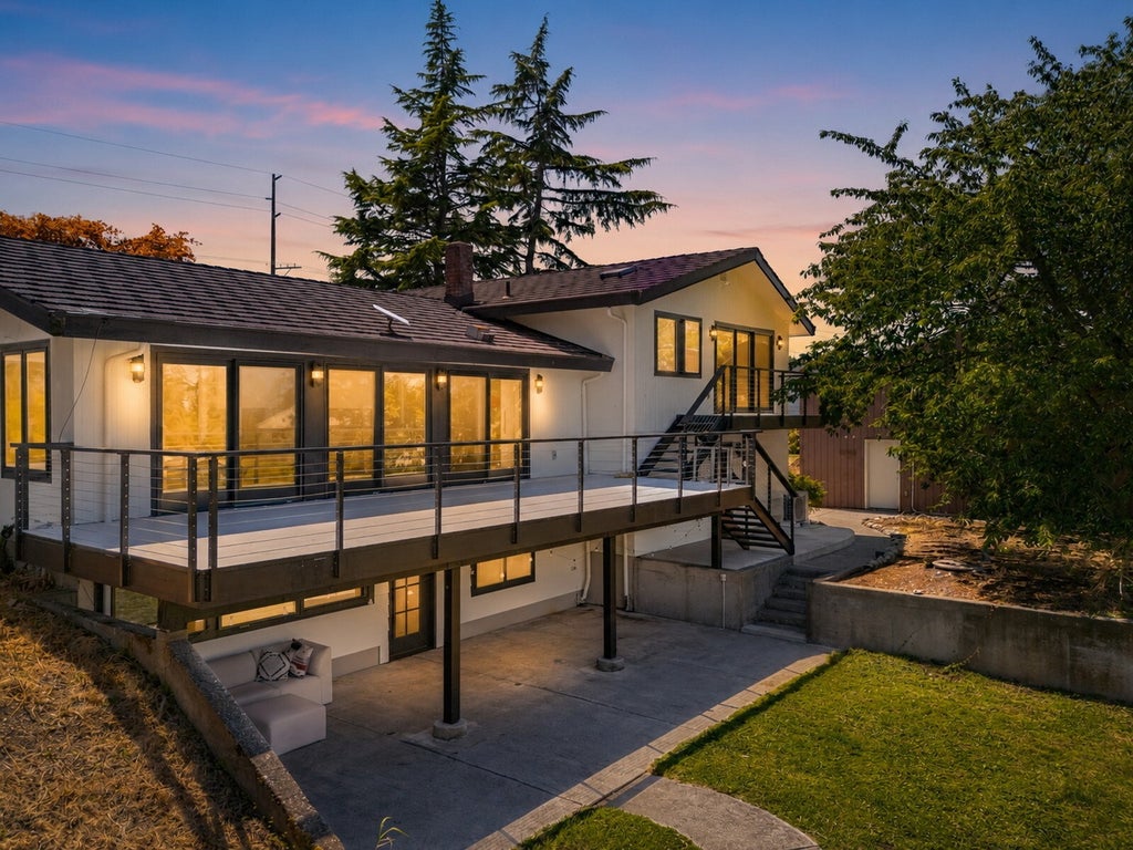 Photo of 2344 Mt Baker Highway, Bellingham, WA 98226 (MLS # 2596322)