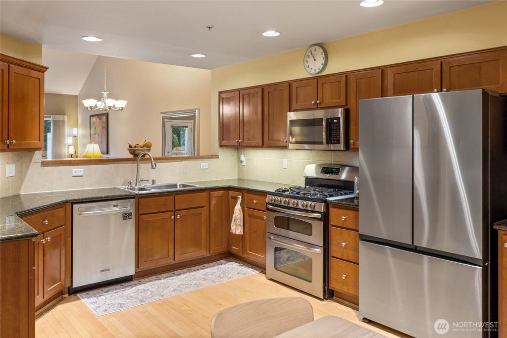 Photo of 906 72nd Street SE, Auburn, WA 98092 (MLS # 2487803)