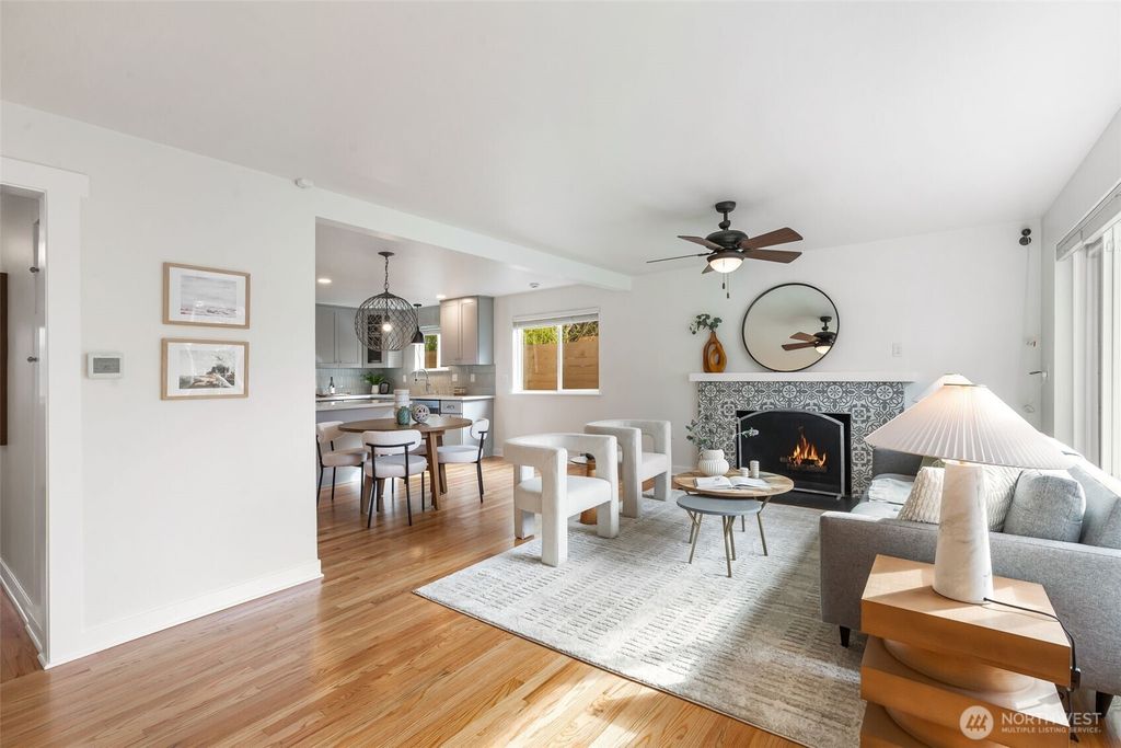 Photo of 336 NW 46th Street, Seattle, WA 98107 (MLS # 2494259)