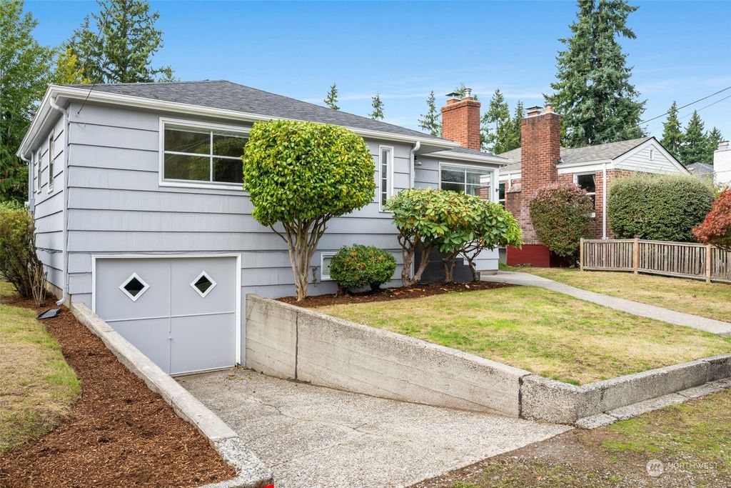 Photo of 13111 Palatine Avenue N, Seattle, WA 98133 (MLS # 2166753)