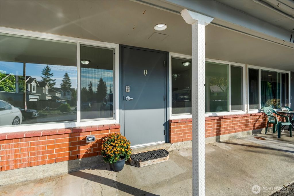 Photo of 1120 113th Street SW, Everett, WA 98204 (MLS # 2443544)