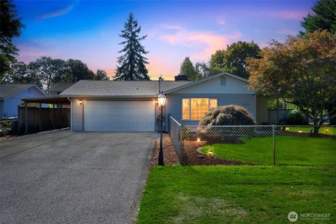 Photo of 9124 Forest Avenue SW, Lakewood, WA 98498 (MLS # 2442118)