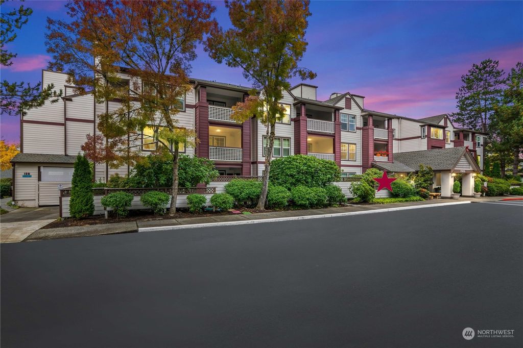 Photo of 3935 226th Place SE #102, Issaquah, WA 98029 (MLS # 2014369)