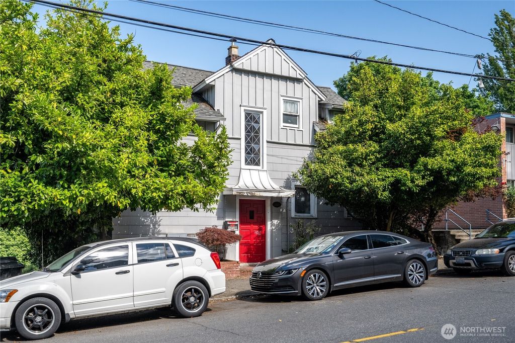 Photo of 4710 22nd Avenue NE, Seattle, WA 98105 (MLS # 2408126)