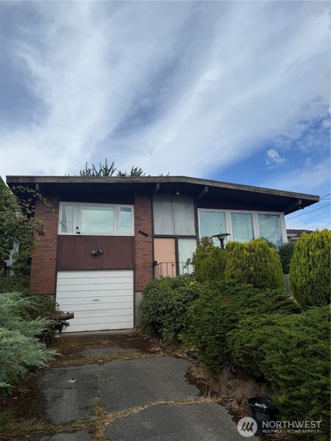 Photo of 2311 21st Avenue S, Seattle, WA 98144 (MLS # 2567982)